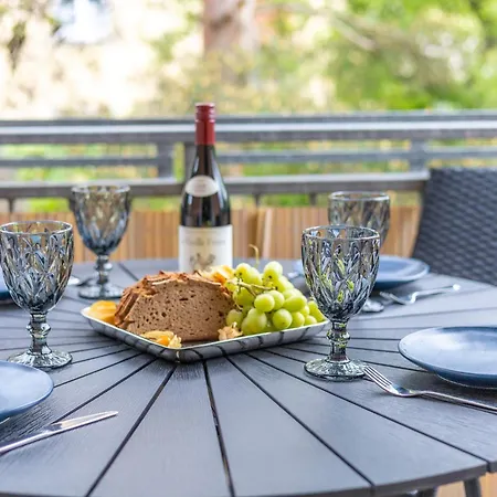 Dresden City Apartment *